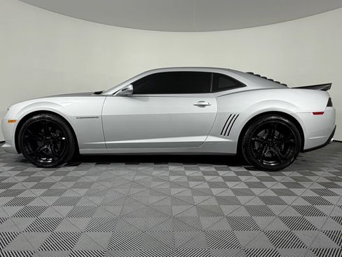 Used 2015 Chevrolet Camaro SS w/ RS Package RWD image 13