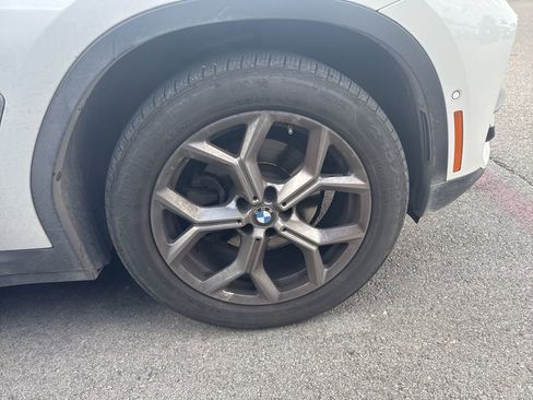 Used 2021 BMW X3 xDrive30i w/ Premium Package image 3