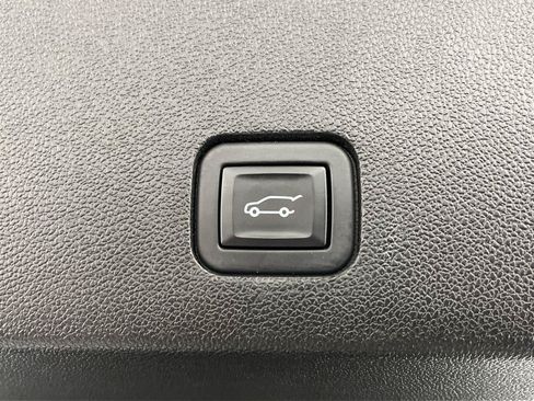 Certified 2023 Cadillac XT6 Premium Luxury w/ Technology Package AWD/4WD image 33