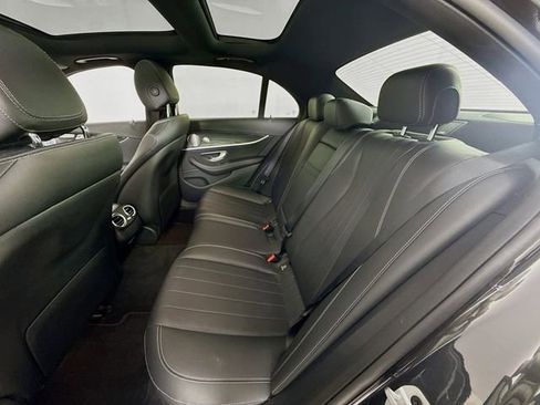 Used 2021 Mercedes-Benz E 350 4MATIC Sedan image 26