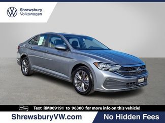 Used 2024 Volkswagen Jetta SE video 1