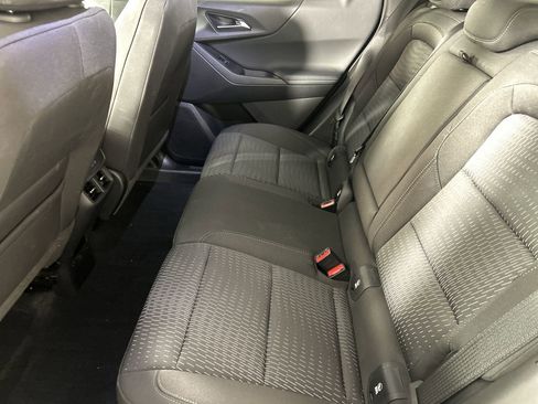 Used 2026 Chevrolet Equinox LT AWD/4WD image 23