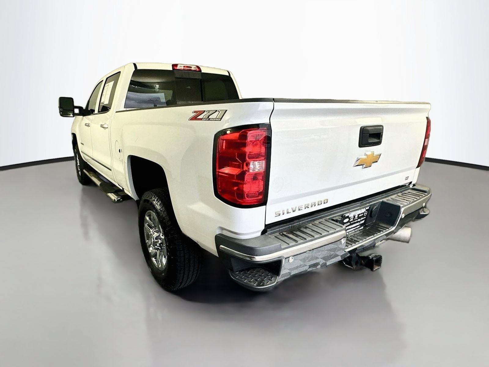 Used 2018 Chevrolet Silverado 2500 LTZ w/ Duramax Plus Package AWD/4WD image 5