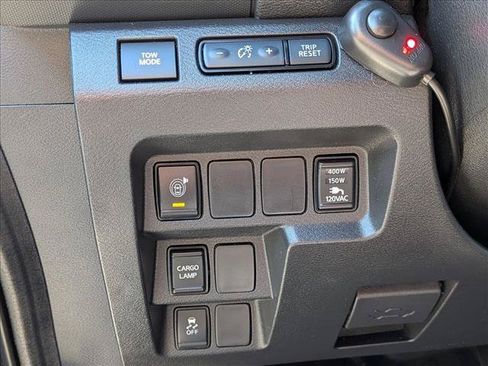 Used 2023 Nissan Frontier SV w/ SV Convenience Package RWD image 18