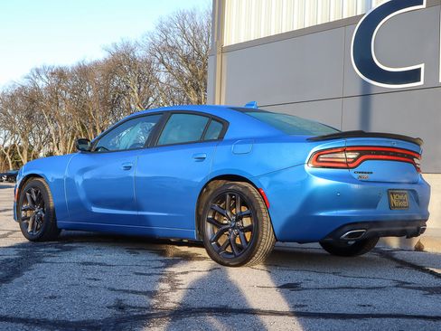 Used 2023 Dodge Charger SXT w/ Blacktop Package image 6