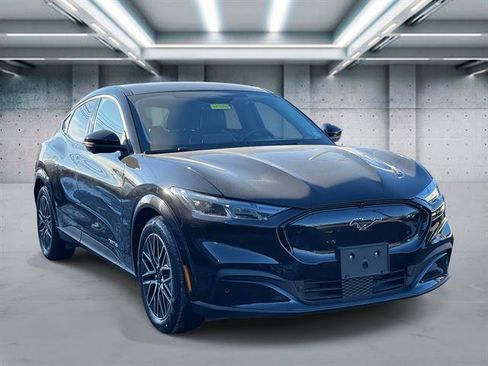 Used 2025 Ford Mustang Mach-E Premium image 22