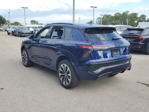 New 2026 Audi Q3 quattro 2.0T AWD/4WD image 7