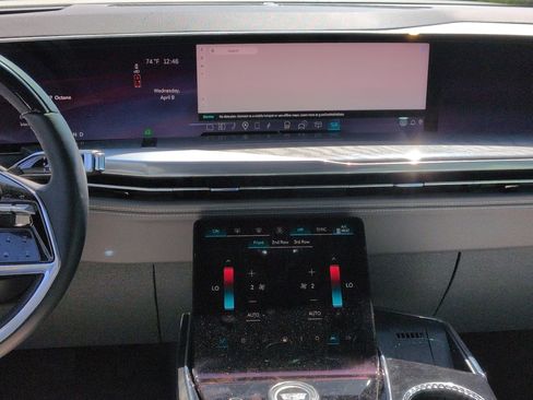 Used 2025 Cadillac Escalade IQ Luxury 1 image 29