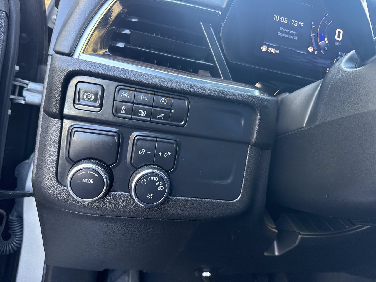 Used 2025 Chevrolet Tahoe LT RWD image 18
