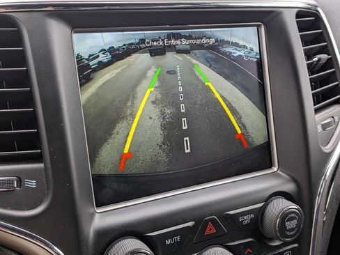 Used 2018 Jeep Grand Cherokee Trailhawk AWD/4WD image 27