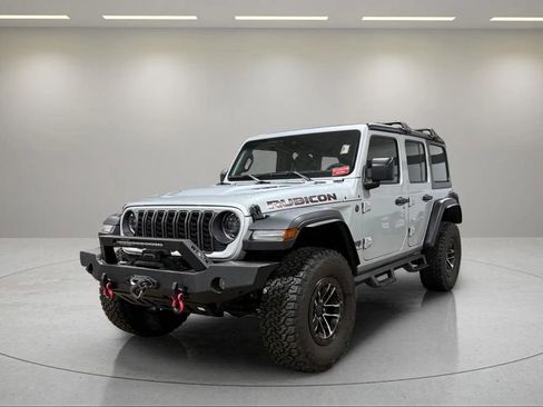 Used 2024 Jeep Wrangler Unlimited Rubicon w/ XTREMEE 35" Tire Package AWD/4WD image 15