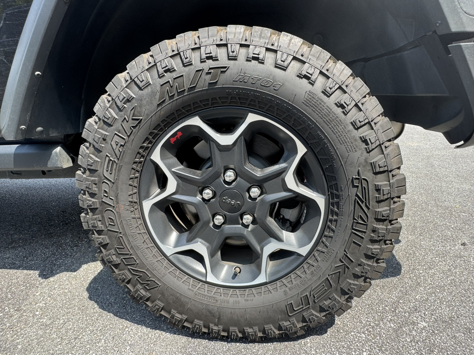 Used 2023 Jeep Wrangler Unlimited Rubicon AWD/4WD image 21