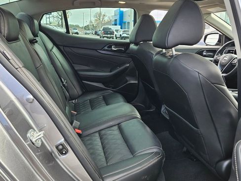 Certified 2023 Nissan Maxima Platinum w/ Sport Mat Group image 13