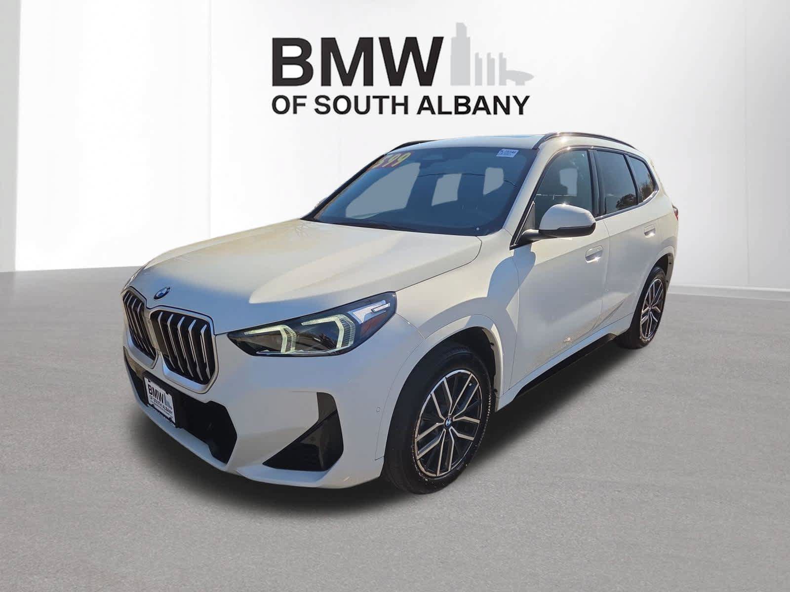 Used 2026 BMW X1 xDrive28i w/ M Sport Package AWD/4WD image 1