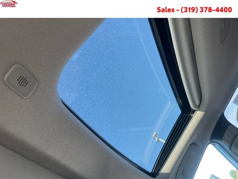 Certified 2023 Toyota Corolla Cross LE w/ Moonroof Package AWD/4WD image 22