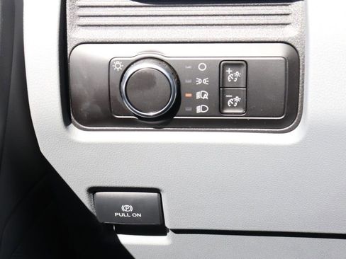 New 2026 Ford F550 2WD Regular Cab Super Duty image 17