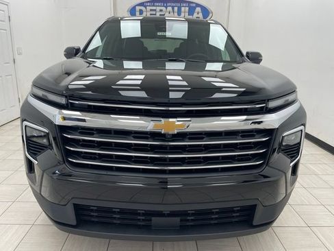 New 2026 Chevrolet Traverse LT w/ Driver Confidence Package AWD/4WD image 17