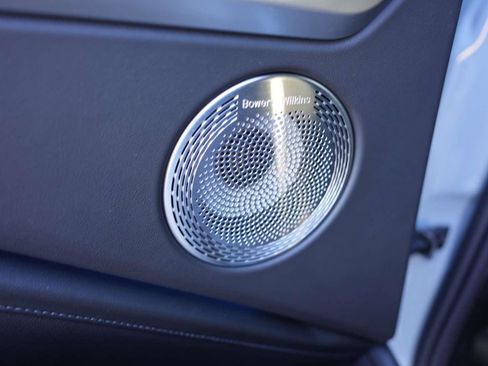 New 2026 BMW XM Label Red image 11