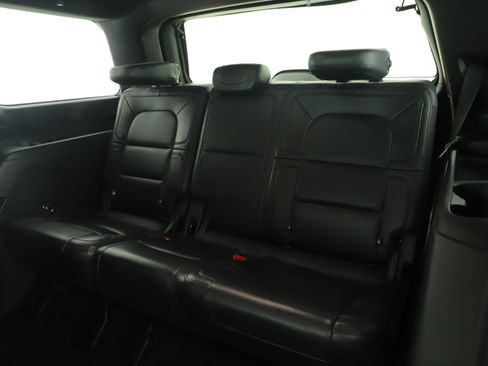 Used 2023 Lincoln Navigator Reserve image 10