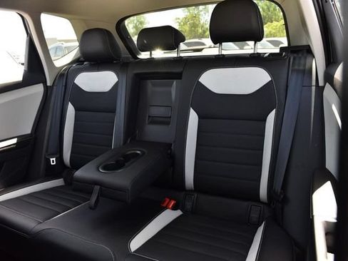 New 2026 Volkswagen Taos SEL AWD/4WD image 23