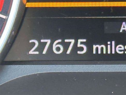 Certified 2023 Nissan Pathfinder SL w/ Lighting Package (N92) image 26