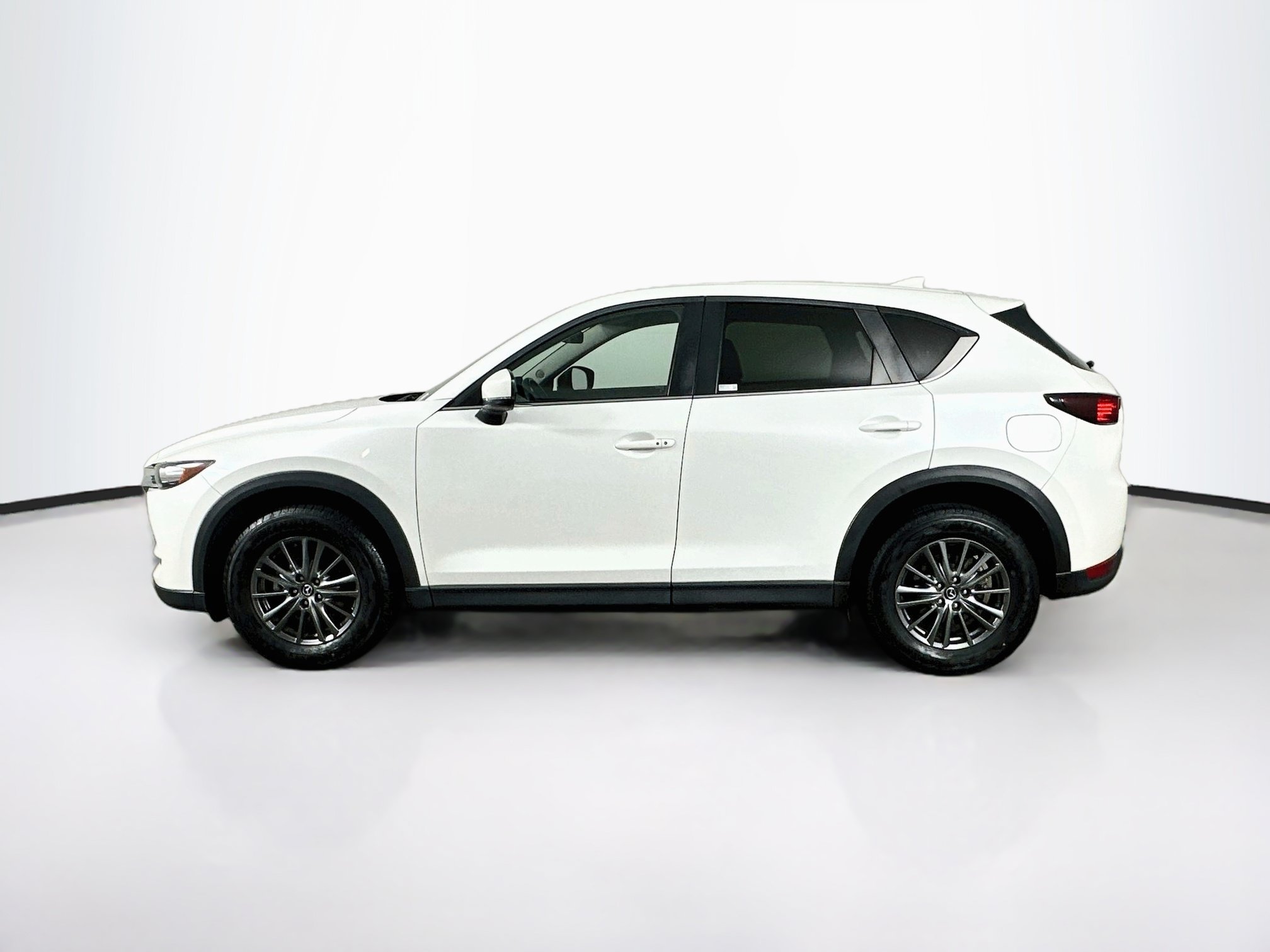 Used 2021 MAZDA CX-5 Touring FWD image 4