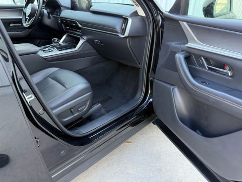 Used 2025 MAZDA CX-70 3.3 Turbo w/ Preferred Package image 17