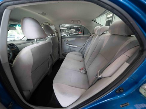 Used 2010 Toyota Corolla LE FWD image 23