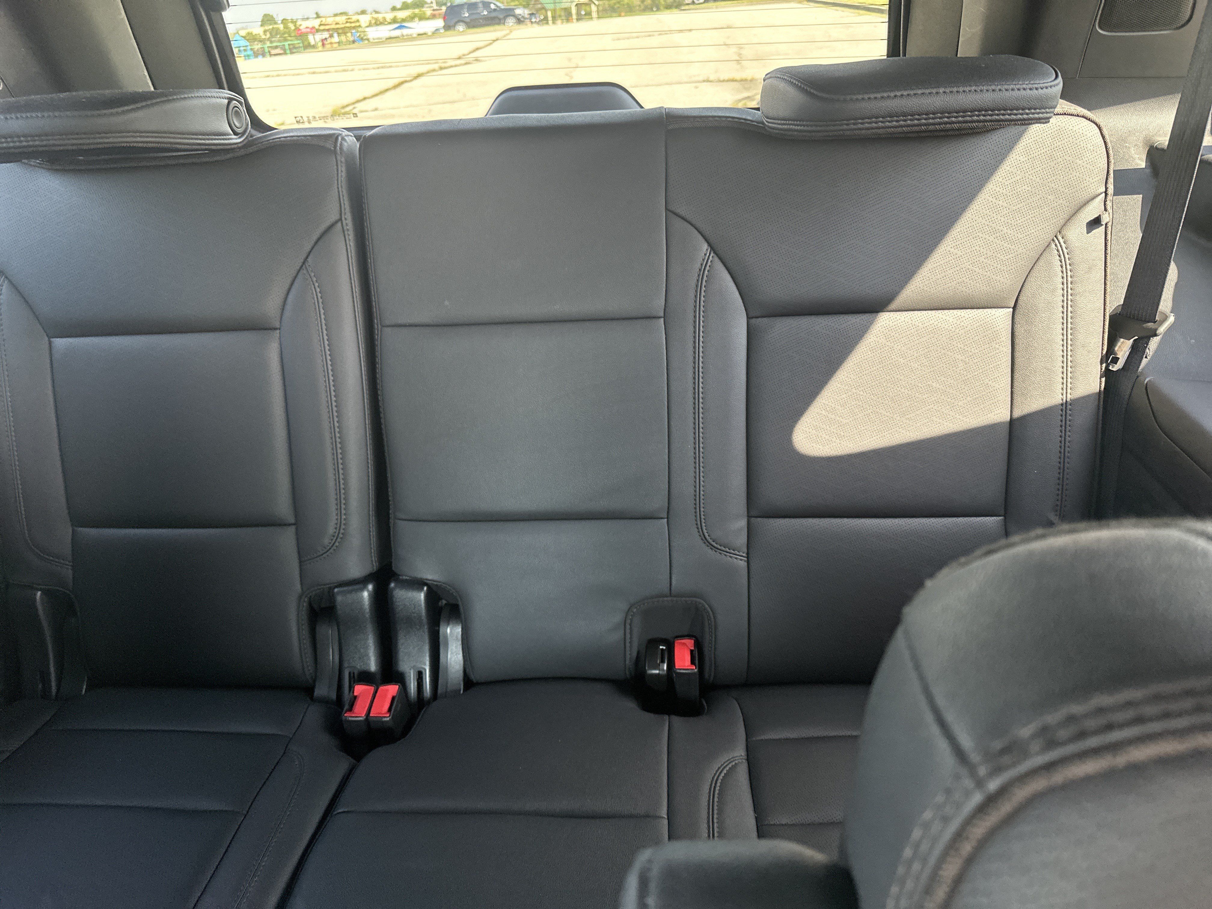 Used 2023 Chevrolet Tahoe High Country w/ Advanced Technology Package AWD/4WD image 34