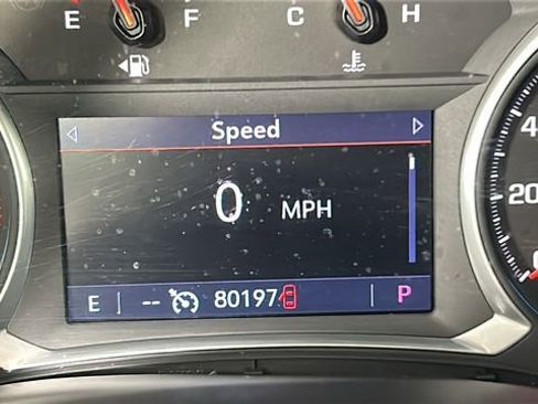 Used 2022 Chevrolet Traverse LT FWD image 19