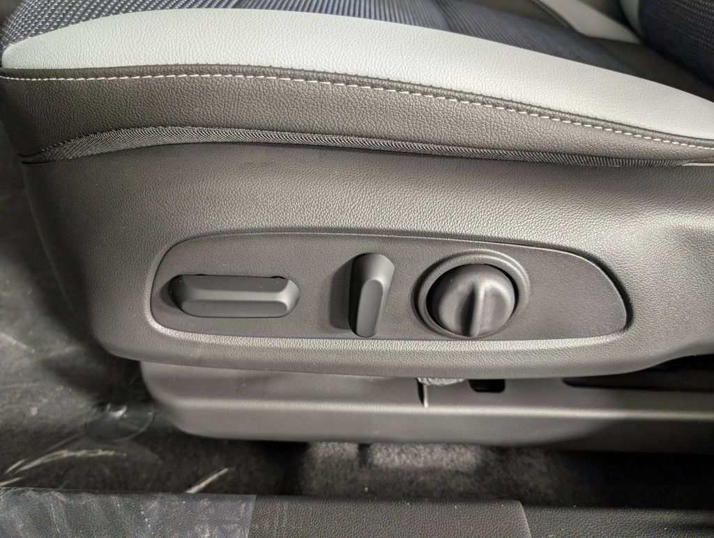 New 2026 Buick Envista Preferred w/ Convenience I Package FWD image 16