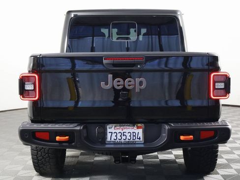Used 2024 Jeep Gladiator Mojave AWD/4WD image 5
