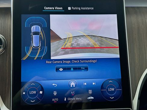 New 2025 Mercedes-Benz GLC 350e 4MATIC image 14