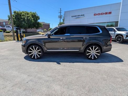 Used 2024 Kia Telluride S w/ S Sunroof Package FWD image 7