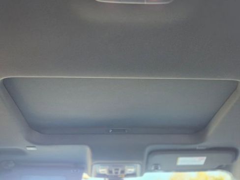 Used 2021 Chevrolet Silverado 2500 High Country w/ Z71 Off-Road Package image 23