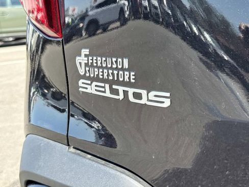 New 2026 Kia Seltos SX w/ SX Sunroof Package image 6