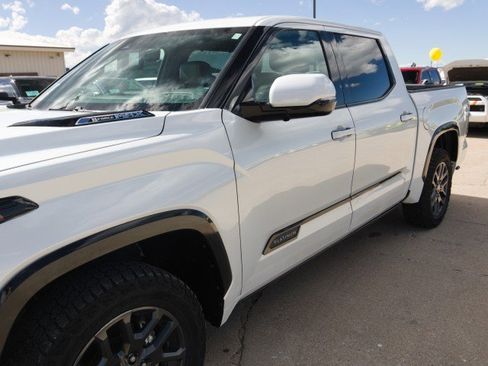 Used 2023 Toyota Tundra Platinum AWD/4WD image 8