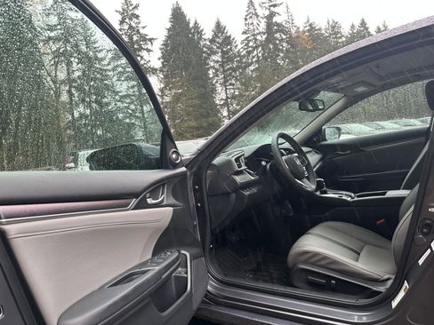 Used 2016 Honda Civic Touring image 20