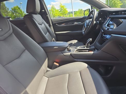 Used 2021 Cadillac XT5 Premium Luxury AWD/4WD image 10