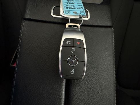 Certified 2026 Mercedes-Benz GLB 250 image 33