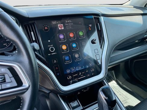 Used 2020 Subaru Outback Premium image 14