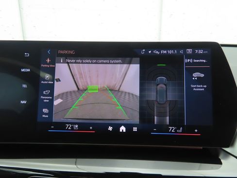 Used 2024 BMW X1 xDrive28i w/ Convenience Package image 15