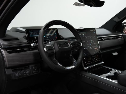 New 2025 GMC Sierra EV Denali image 30