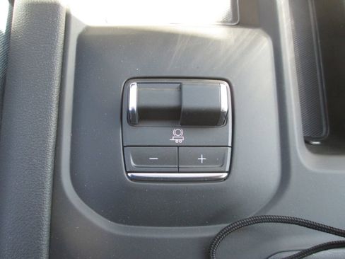 New 2026 GMC Sierra 2500 AT4 w/ AT4 Premium Plus Package AWD/4WD image 21