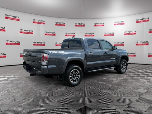 Used 2023 Toyota Tacoma TRD Sport AWD/4WD image 5