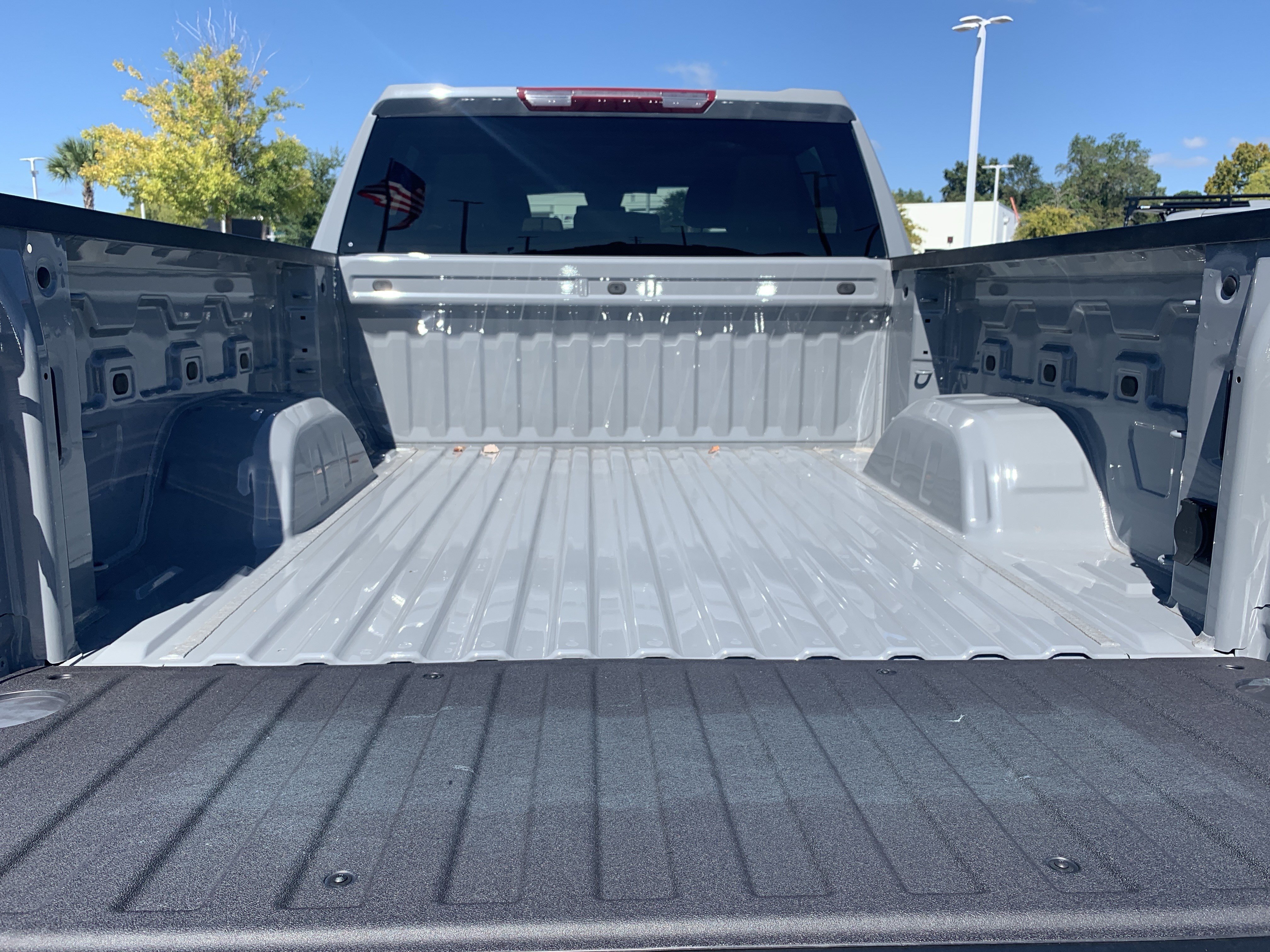 Used 2025 Chevrolet Silverado 1500 Custom Trail Boss AWD/4WD image 30