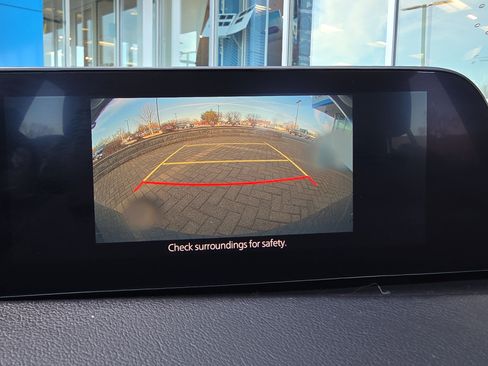 Used 2024 MAZDA MAZDA3 s image 24