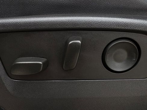 Used 2024 GMC Sierra 2500 AT4 w/ AT4 Preferred Package image 26