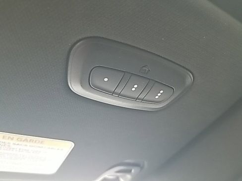 Used 2023 RAM 1500 Laramie image 36