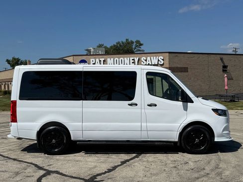 Used 2023 Mercedes-Benz Sprinter 2500 w/ Acoustic Package image 7